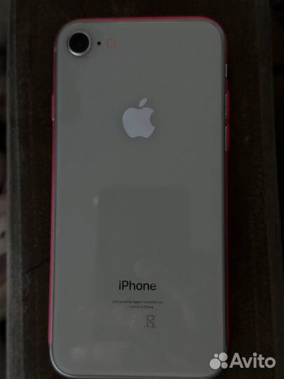 iPhone 8, 64 ГБ