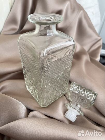 Винтажный штоф для виски