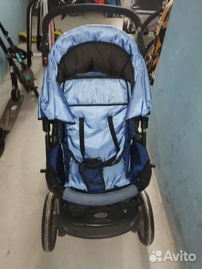 Прогулочная коляска