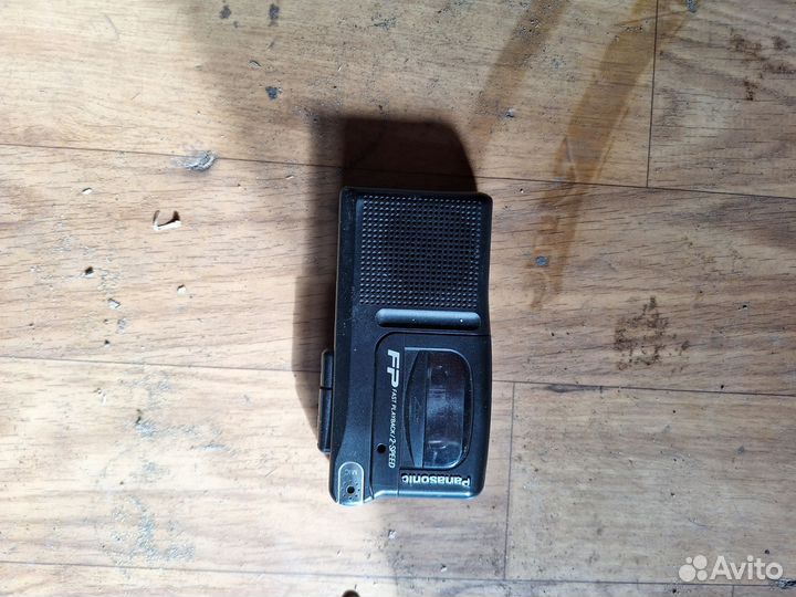 Кассетный диктофон panasonic