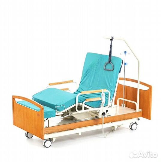 Медицинская кровать для ухода за больными