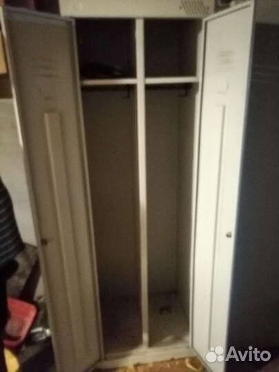 Ящик для одежды металлический