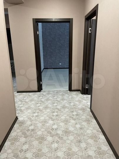 2-к. квартира, 72,7 м², 3/10 эт.