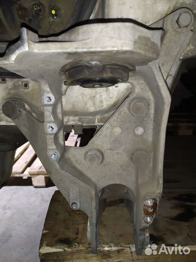 Кронштейн кабины передний правый Scania 1409342