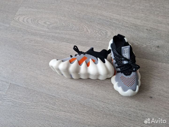 Yeezy Boost детские(новые)