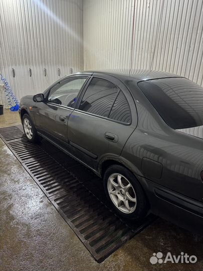 Nissan Almera 1.5 МТ, 2001, 350 000 км