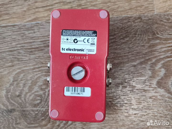 Гитарная педаль tc electronic hall of fame