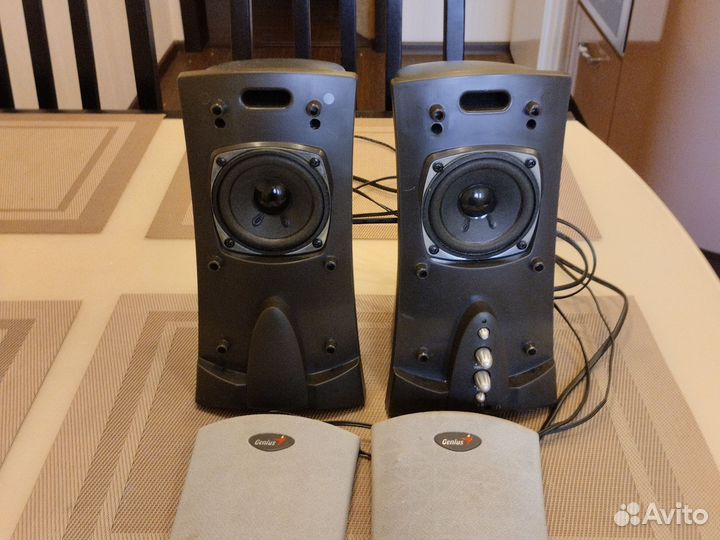 Колонки Genius SP-Q16