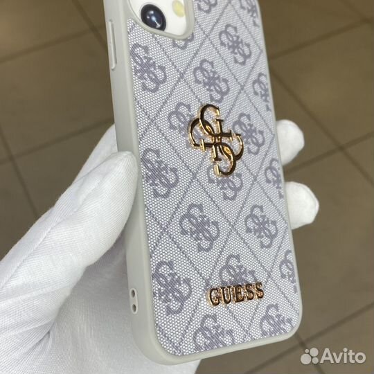 Чехол на iPhone 11 guess серый