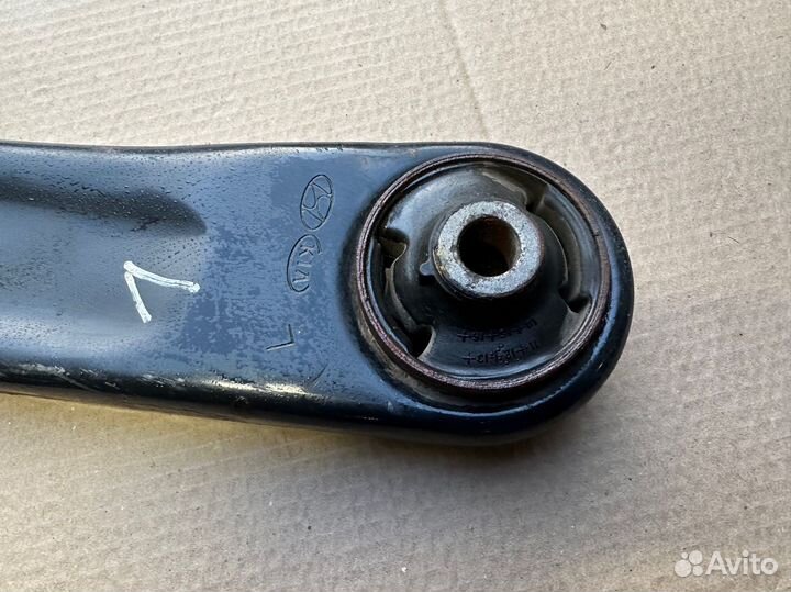 Рычаг передний левый Kia Rio 3