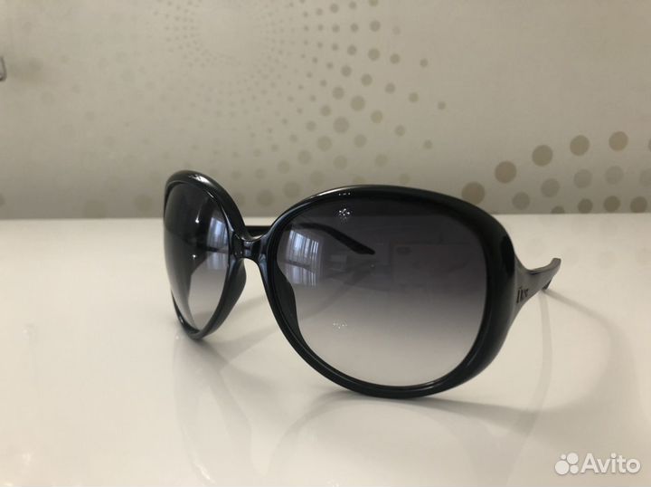 Новые очки Dior