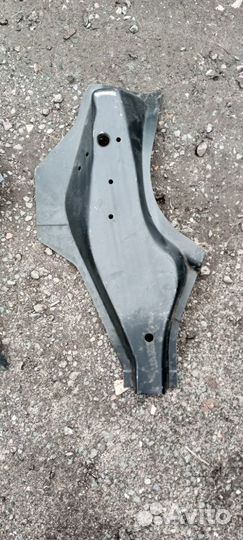 Соединитель переднего ланжерона Калина- Гранта