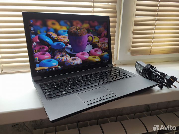 Ноутбук Lenovo 4 Гб, ssd диск