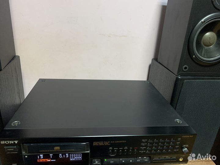 CD плеер Sony CDP-915