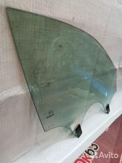 Стекло передний левый Mercedes-Benz S-Class