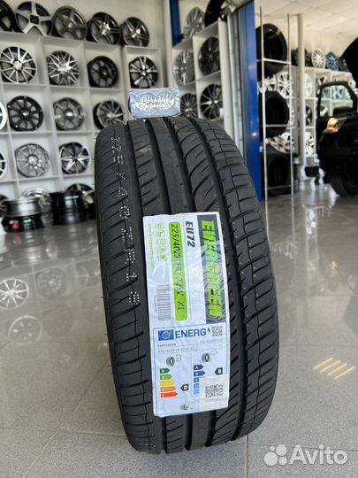 Evergreen EU72 225/40 R18