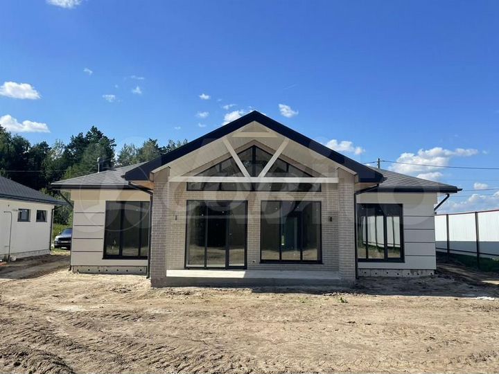 Дом 122 м² на участке 7,5 сот.