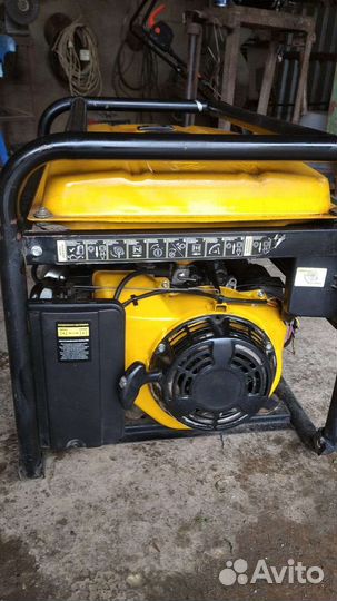 Бензиновый генератор Denzel 9квт