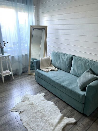 Коттедж 241 м² на участке 6 сот.