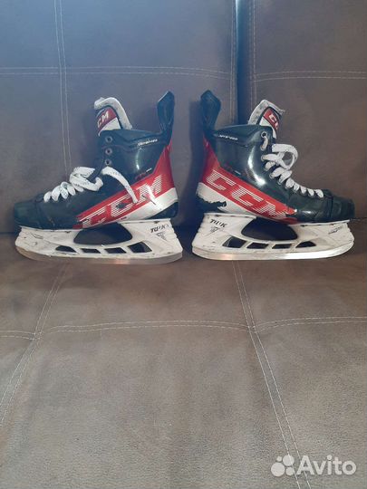 Коньки хоккейные