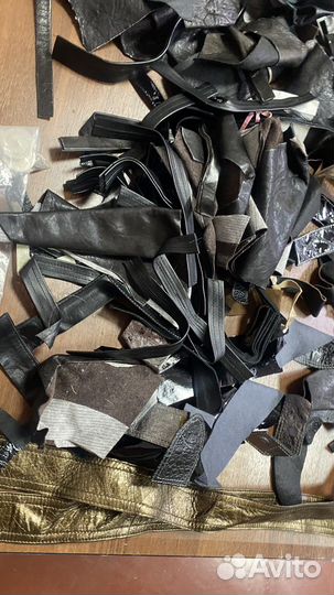 Изделия и кусочки натуральной кожи