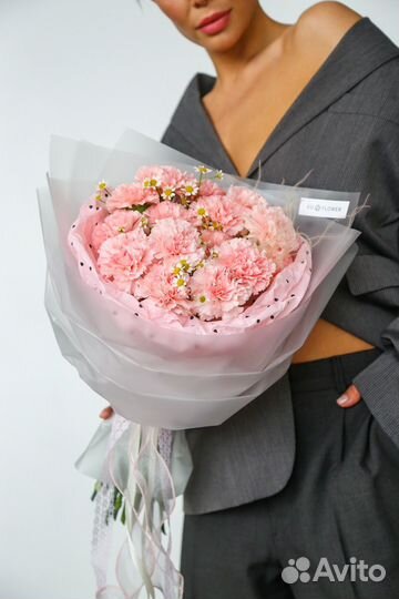 Букет с нежными диантусами. Доставка