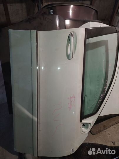 Дверь передняя правая Mercedes-benz E-class wagon W211.254