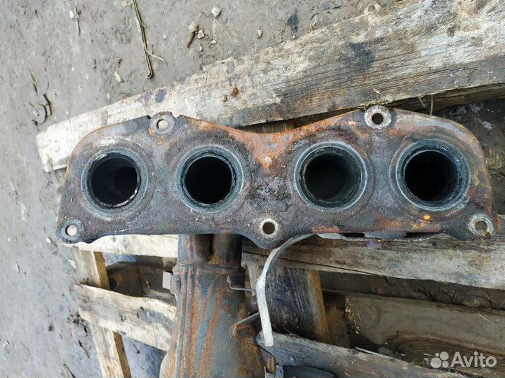 Коллектор выпускной Toyota Camry