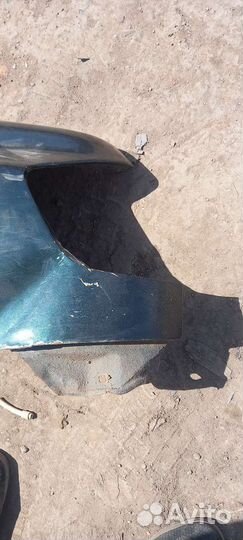 Крыло переднее правое Mitsubishi Pajero 2