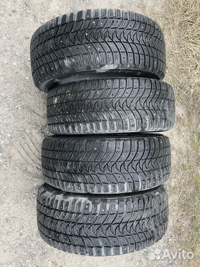 Michelin X-Ice North 3 235/50 R17