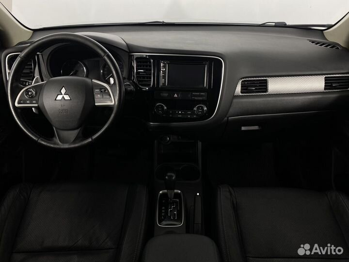 Mitsubishi Outlander 2.4 CVT, 2014, 225 780 км