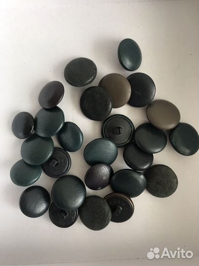 Пуговицы обтянутые кожей