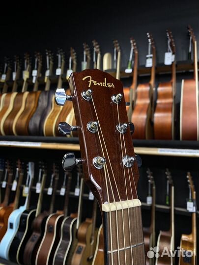 Fender CD 60S Mahogany массив красного дерева