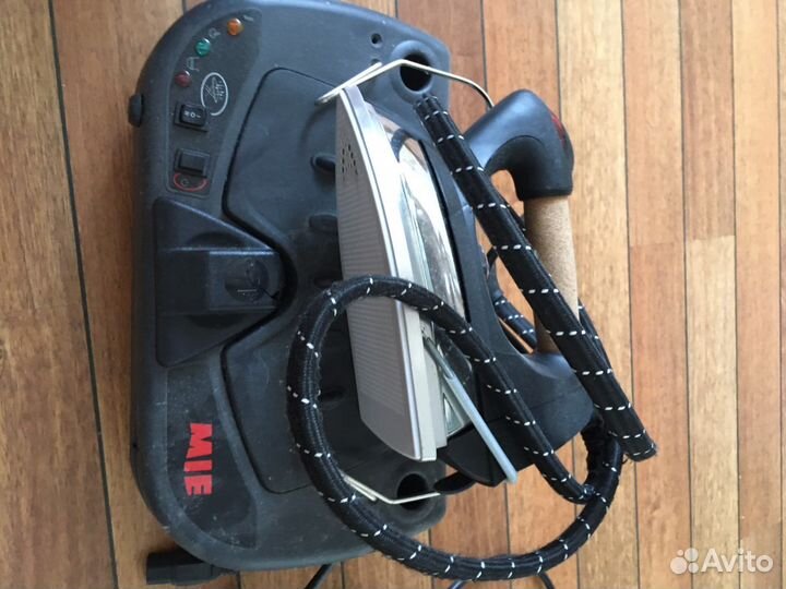 Утюг с парогенератором