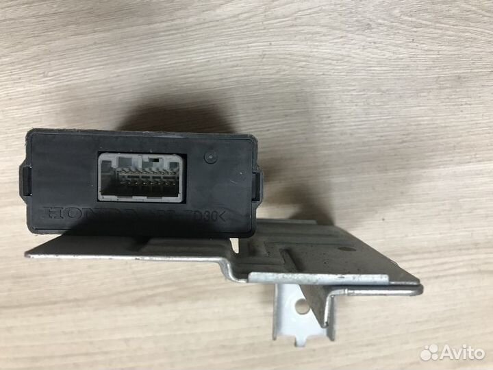 Блок управления светом Honda CR-V 3 RE с2006-2012г