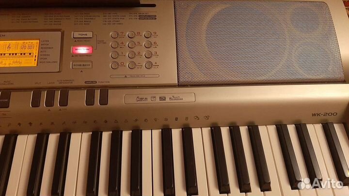 Синтезатор Casio WK-200