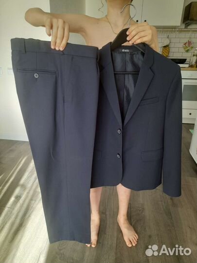 Костюм classic новый