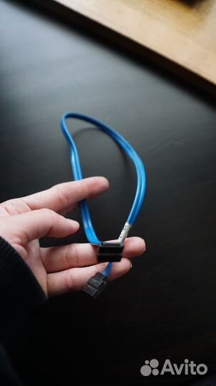 Кабель LinkTek E301571 SATA