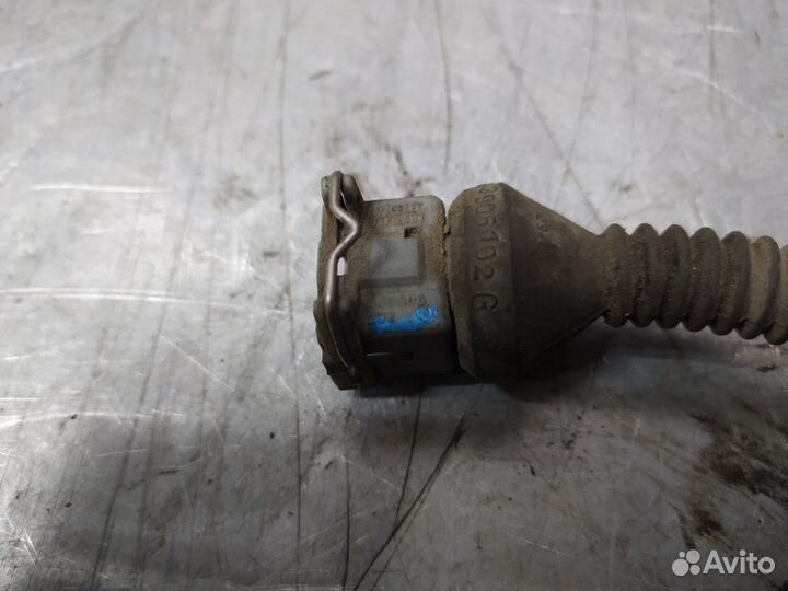 Разъем 2-штекерн. Audi 80/90 B4 1991-1995