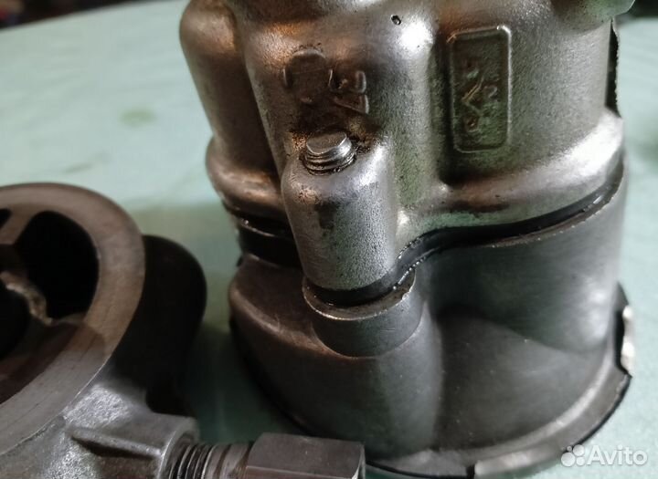 Маслянный насос и термоклапан змз 409