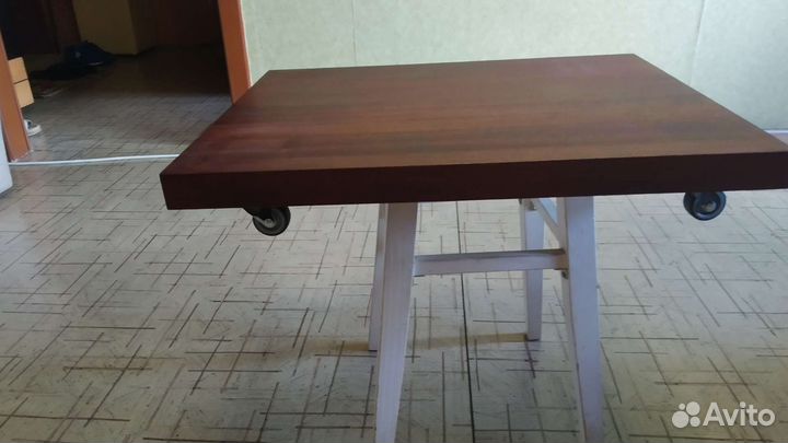 Подставки под напольную акустику