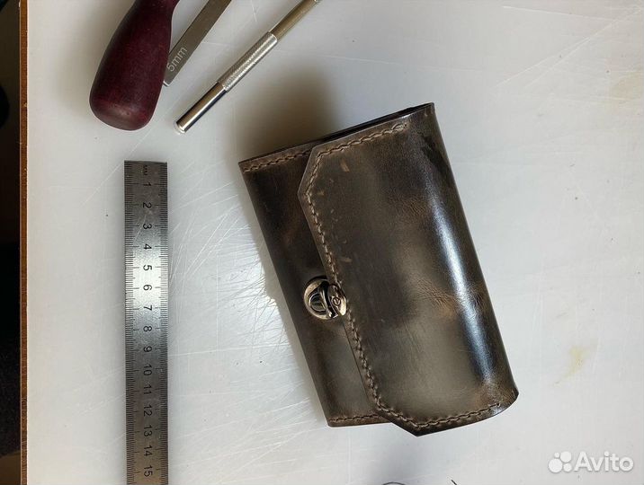 Изделия из кожи ручной работы