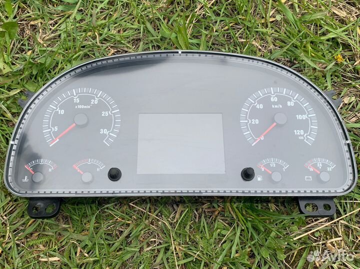 WG9716582244 Панель приборов Sinotruk Sitrak C7H