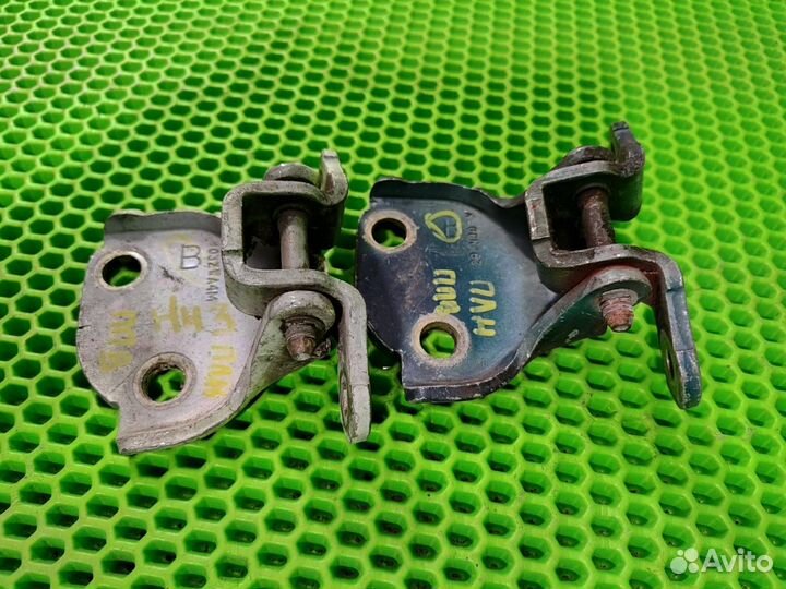 Петля двери передняя Acura Mdx YD1 J35A5 2004