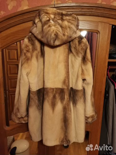 Шуба норковая натуральная с капюшоном (Италия)