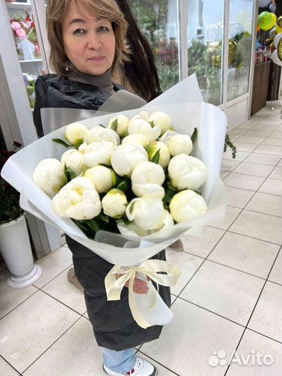 Пионы букет