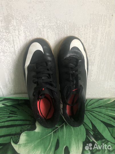 Футзалки nike