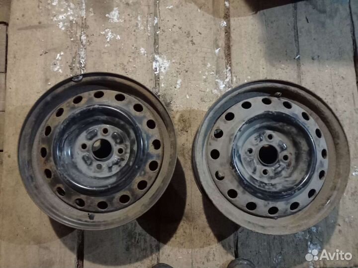 Диски штампованные r15