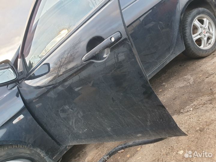 Дверь передняя левая lancer X cy лансер 10 черная