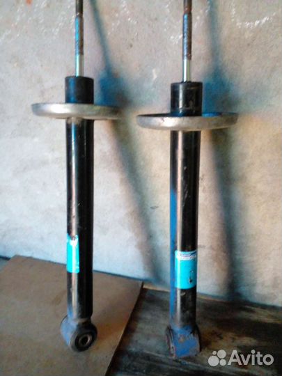 Запчасти на volkswagen passat b4